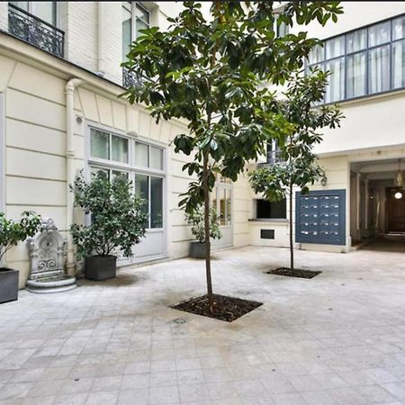 L'Avenue Montaigne Paris Exterior foto