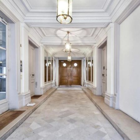 L'Avenue Montaigne Paris Exterior foto